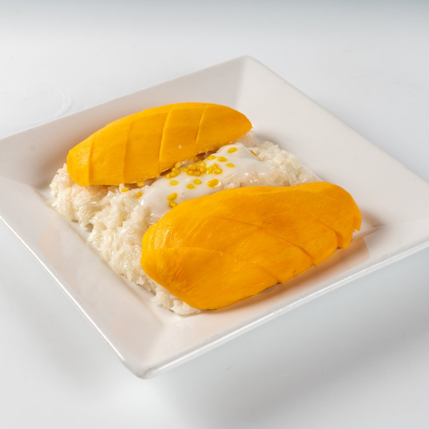 sweet sticky rice with mango 1